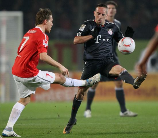 动向世人证 动向世人证